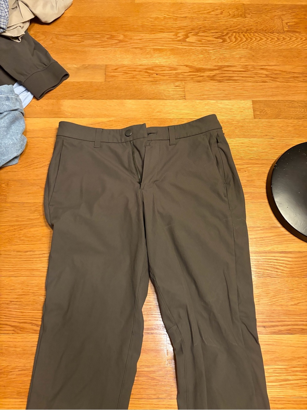 lululemon athletica Men's ABC Chinos - Olive Green